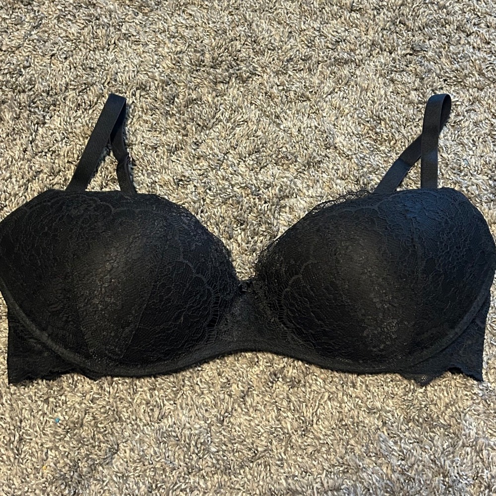 Victorias Secret Dream Angels Black Lace Padded No-Wire Wireless Bra 38D